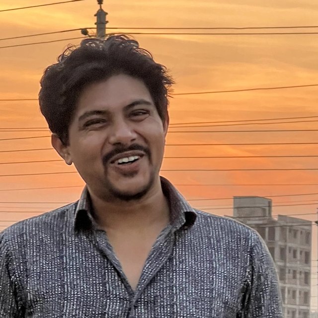 Muntaseer Rahman, who writes and runs Tonkava